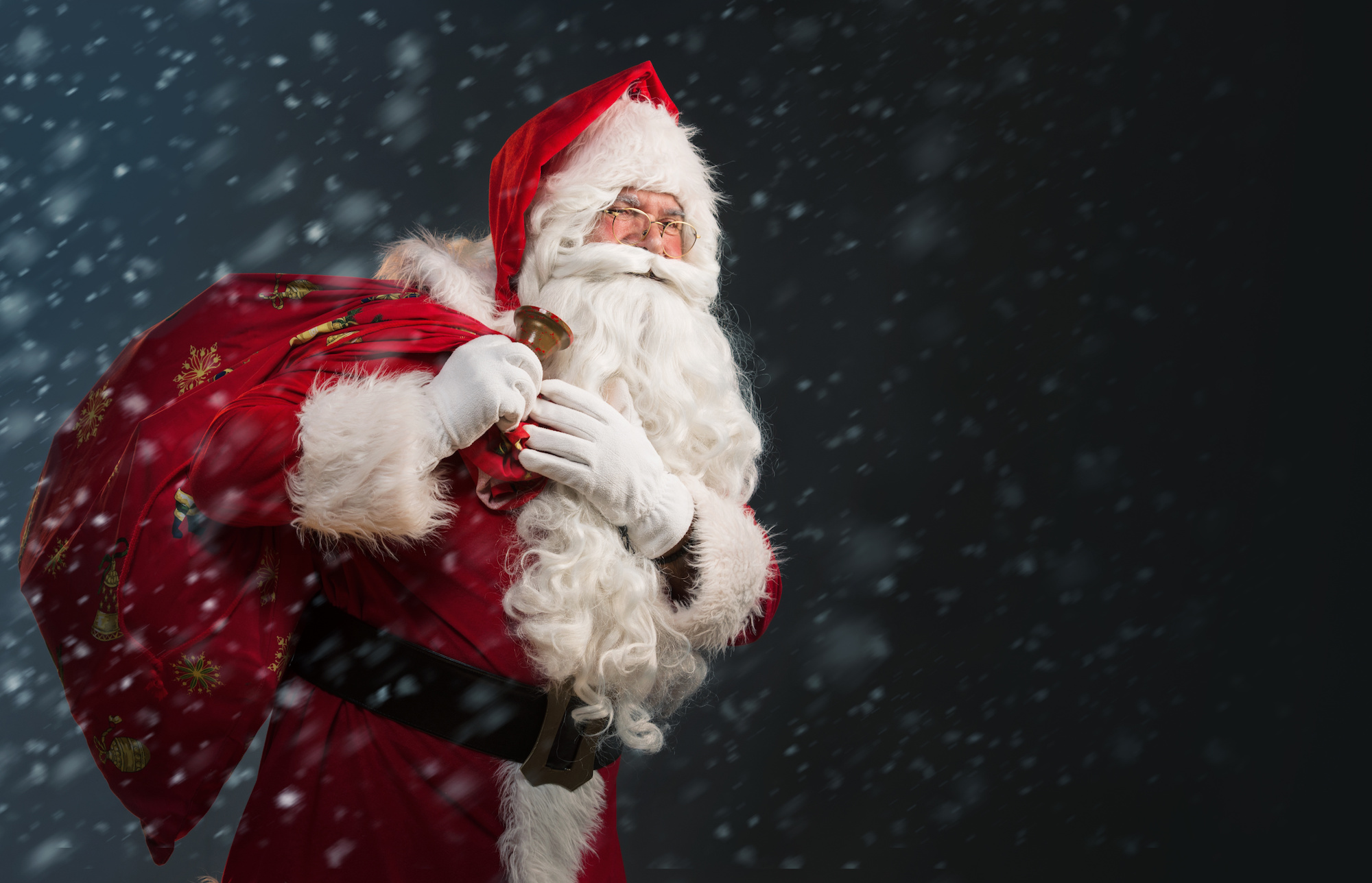 Keeping the Santa Magic Alive With Older and Younger Kids – 97.3 WMEE